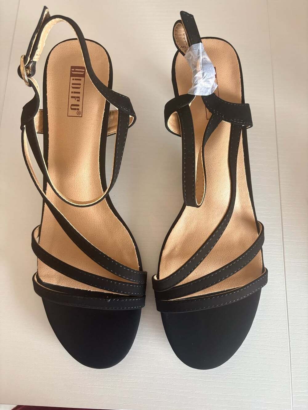 Idifu In2gloria Size 9.5 Black Nubuck Sandals